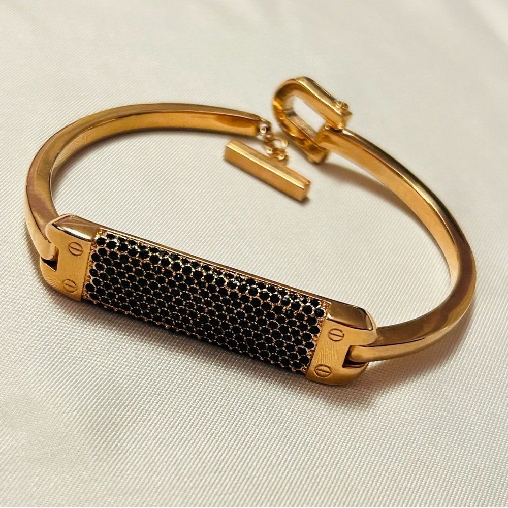 Henri Bendel Bangle Bracelet